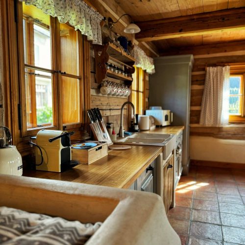 Kuchyň v Pohádkové roubence